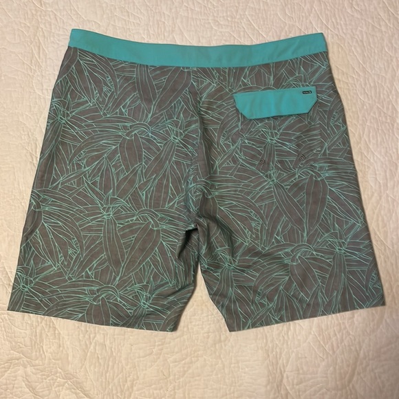 HURLEY•BOARD SHORTS•SWIM TRUNKS•MENS 36 - Picture 3 of 9